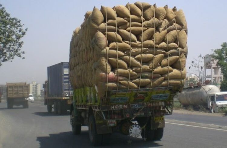 Truck drivers in India